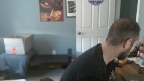Snapshot of dannyboyx69 chatting on April 14, 3:18 pm dannyboyx69 online show from April 14, 3:18 pm