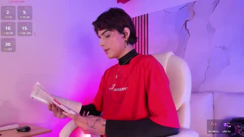 Snapshot of dannysastar_ chatting on October 28, 10:45 pm DANNYSA online show from October 28, 10:45 pm