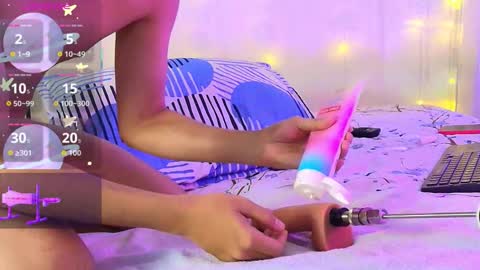 Danny Swift Independent Model online show from October 7, 3:09 pm