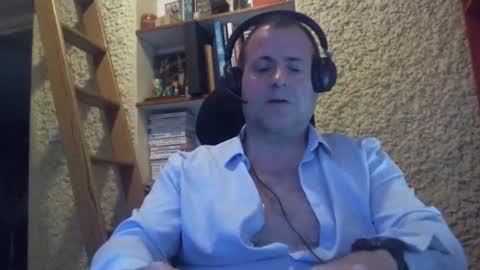 danparis91 online show from February 27, 12:32 am