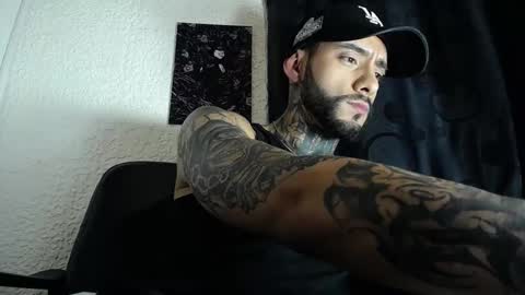 dante_d_angelo_ online show from September 26, 3:54 am