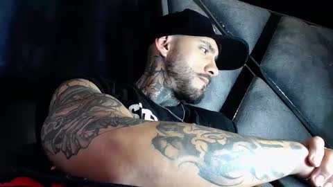 Snapshot of dante_d_angelo_ chatting on March 6, 4:53 am dante_d_angelo_ online show from March 6, 4:53 am