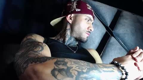 Snapshot of dante_d_angelo_ chatting on March 12, 7:03 am dante_d_angelo_ online show from March 12, 7:03 am