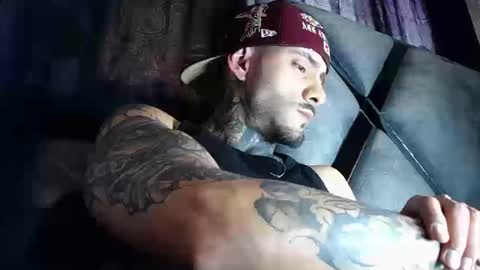 Snapshot of dante_d_angelo_ chatting on March 13, 10:27 pm dante_d_angelo_ online show from March 13, 10:27 pm