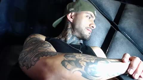 Snapshot of dante_d_angelo_ chatting on March 17, 9:18 pm dante_d_angelo_ online show from March 17, 9:18 pm