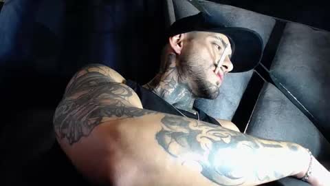 Snapshot of dante_d_angelo_ chatting on March 21, 7:35 am dante_d_angelo_ online show from March 21, 7:35 am