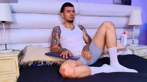 Snapshot of dante_flamee chatting on February 27, 11:10 am dante_flamee online show from February 27, 11:10 am