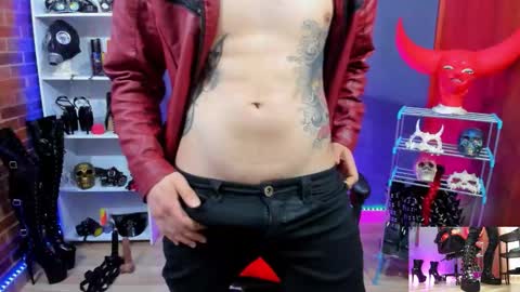 Snapshot of dante_infernos chatting on February 28, 5:25 pm Dante online show from February 28, 5:25 pm