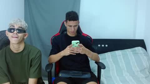 Snapshot of dante_lord chatting on December 23, 6:11 am Dante online show from December 23, 6:11 am