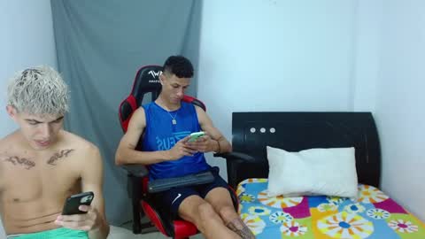 Snapshot of dante_lord chatting on January 15, 6:33 am Dante online show from January 15, 6:33 am