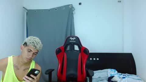 Snapshot of dante_lord chatting on January 24, 8:02 am Dante online show from January 24, 8:02 am