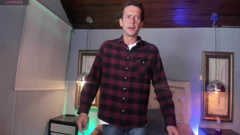 Snapshot of dante_steele_ chatting on October 30, 3:52 am dante_steele_ online show from October 30, 3:52 am