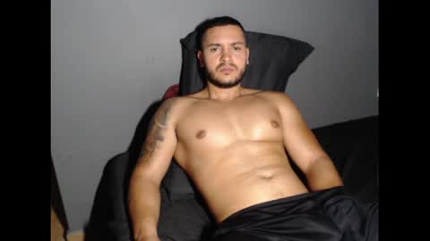 Snapshot of dantebrown1 chatting on May 12, 11:46 pm dantebrown1 online show from May 12, 11:46 pm