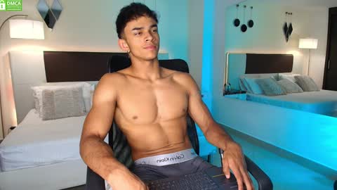 Dante online show from December 21, 8:10 pm