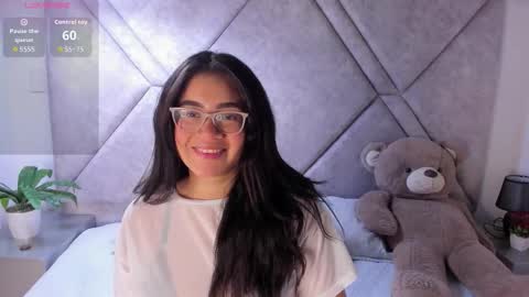 Snapshot of dany_blaze chatting on February 27, 5:07 am Dany 3 online show from February 27, 5:07 am