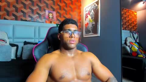 Snapshot of dany_dryy chatting on February 23, 4:39 am Dany online show from February 23, 4:39 am