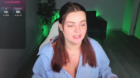 Snapshot of dany_stay chatting on June 6, 9:14 am dany_stay online show from June 6, 9:14 am
