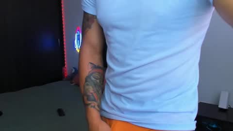 danyfitguy_ online show from January 12, 1:16 pm