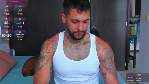 danyfitguy_ online show from October 12, 5:23 pm