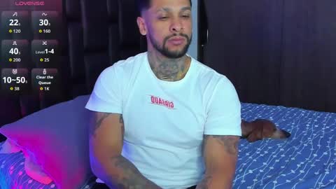 Snapshot of danyfitguy_ chatting on April 21, 1:42 am danyfitguy_ online show from April 21, 1:42 am