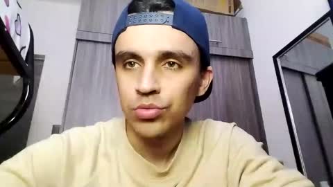 Daniel online show from September 21, 9:27 pm