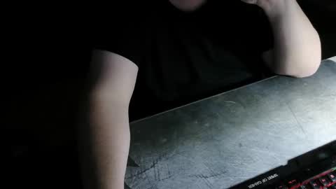 Snapshot of danysanchez1981 chatting on November 25, 10:21 pm danysanchez1981 online show from November 25, 10:21 pm