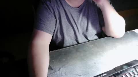 Snapshot of danysanchez1981 chatting on November 27, 10:12 pm danysanchez1981 online show from November 27, 10:12 pm