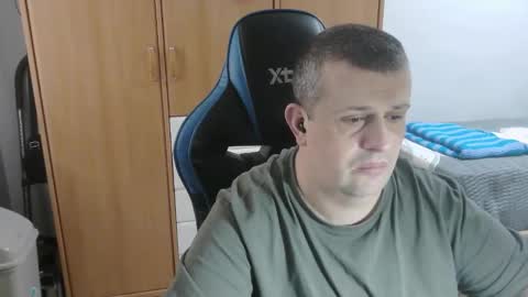 danysanchez1981 online show from March 8, 3:38 pm