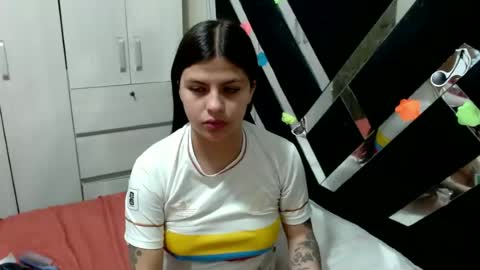 daphne877046 online show from June 17, 6:09 pm