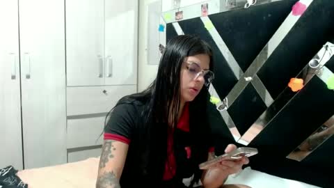 daphne877046 online show from July 19, 2:37 am