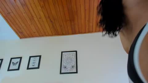 Antonella Mora online show from October 15, 12:27 pm