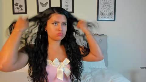 Antonella Mora online show from October 27, 12:53 pm