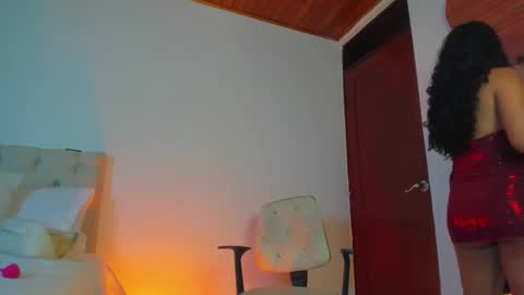 Snapshot of daphne_24 chatting on March 7, 12:57 pm Antonella Mora online show from March 7, 12:57 pm