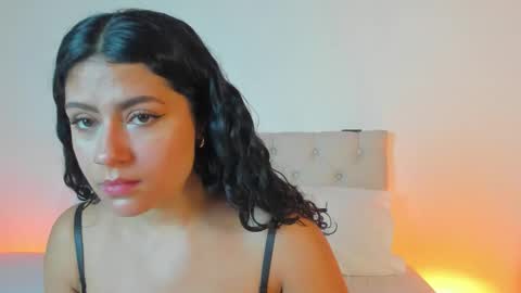 Snapshot of daphne_24 chatting on March 8, 12:42 pm Antonella Mora online show from March 8, 12:42 pm