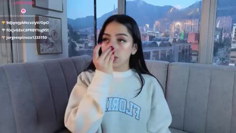 daphne_chers online show from March 26, 10:48 pm