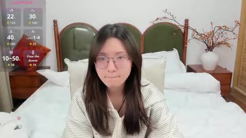 Snapshot of daphnedawn chatting on November 29, 12:08 pm Dawn online show from November 29, 12:08 pm