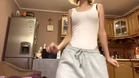 Monika online show from March 21, 7:17 pm