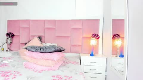 Daphne online show from January 26, 12:58 am