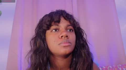 Snapshot of daphnewalker__ chatting on May 18, 11:38 am Daphne online show from May 18, 11:38 am