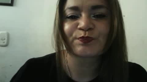 Snapshot of dapnne24 chatting on April 6, 3:02 pm dapnne online show from April 6, 3:02 pm