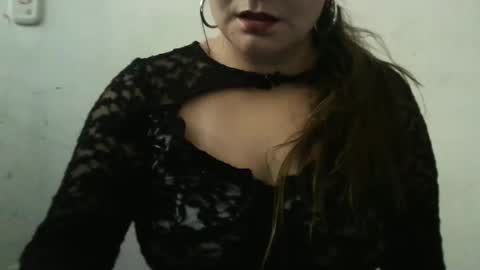 Snapshot of dapnne24 chatting on April 7, 2:28 pm dapnne online show from April 7, 2:28 pm