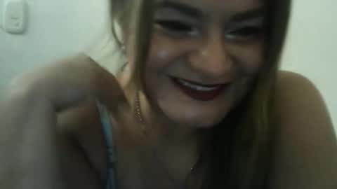 Snapshot of dapnne24 chatting on April 17, 3:48 pm dapnne online show from April 17, 3:48 pm