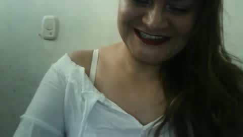 Snapshot of dapnne24 chatting on April 30, 3:29 pm dapnne online show from April 30, 3:29 pm