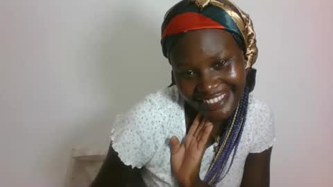 ESTHER online show from January 18, 1:37 pm