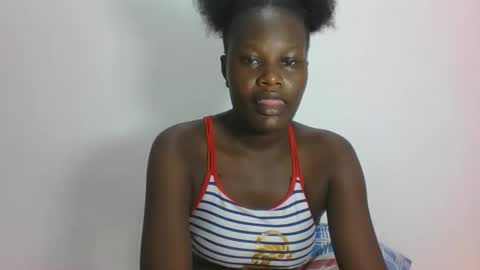 Snapshot of darberry21 chatting on April 3, 5:05 am ESTHER online show from April 3, 5:05 am
