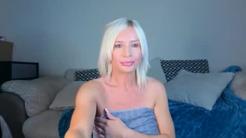 DarcyDixx If you have requests or dirty talk please use tip online show from May 19, 11:16 am