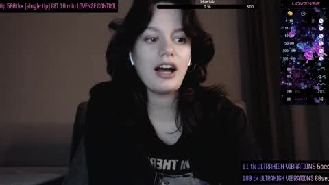 Snapshot of darcyie1ove chatting on October 21, 5:57 pm Darcy online show from October 21, 5:57 pm