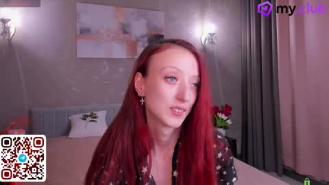 Snapshot of daria_j chatting on March 3, 4:07 am Daria J online show from March 3, 4:07 am