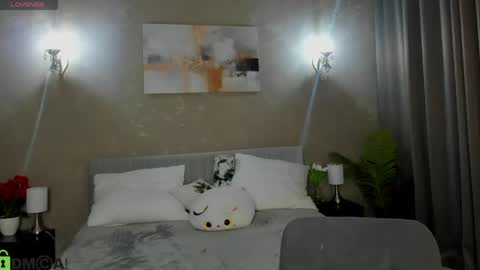 Snapshot of daria_j chatting on May 10, 4:06 am Daria J online show from May 10, 4:06 am
