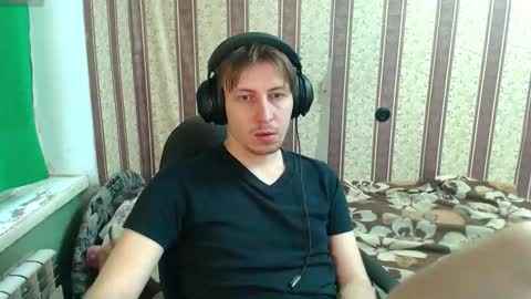 darienlarge online show from November 24, 12:16 pm